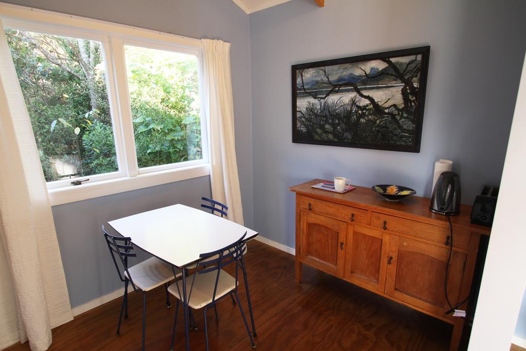 Fern Lodge Coromandel الغرفة الصورة