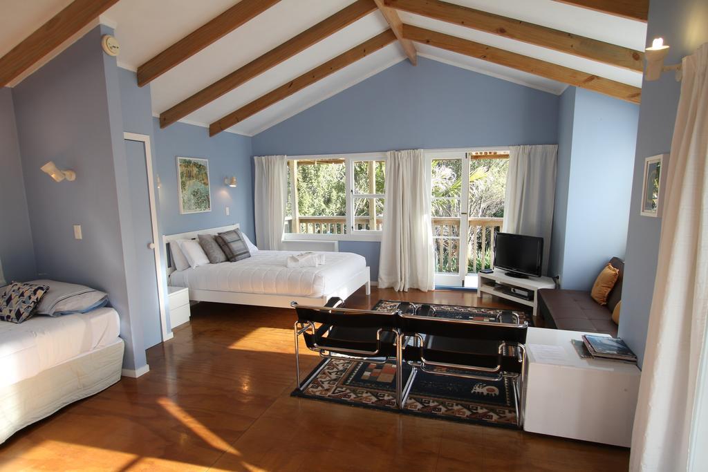 Fern Lodge Coromandel الغرفة الصورة